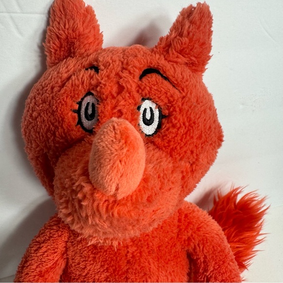 Kohls Cares plush Fox in Socks from the book, "Fox in Socks" by Dr Seuss. - Picture 2 of 16